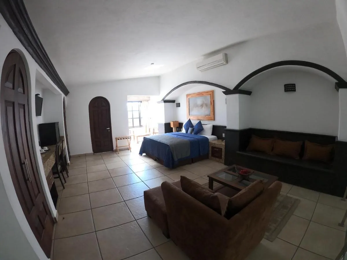 The Latit Hotel Queretaro El Coyote
